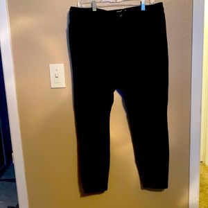 Universal Thread jeans. Worn twice. Size 14/32